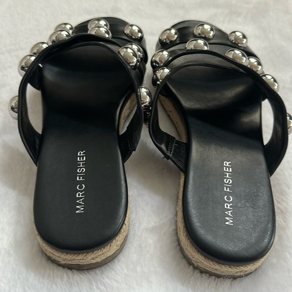 Marc Fisher Prisca‎ Slides Women’s Silver Studded Slip On Espadrille Sandals 7.5 - Picture 4 of 6